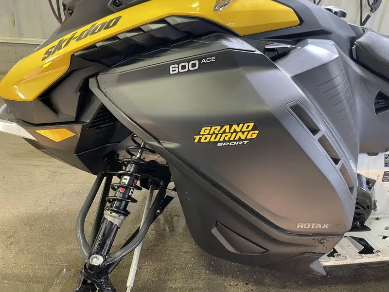 Ski-Doo Grand Touring Sport 600 ACE 2026