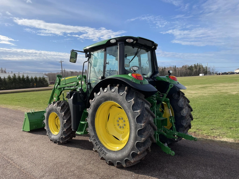 2024 John Deere 6120m alt