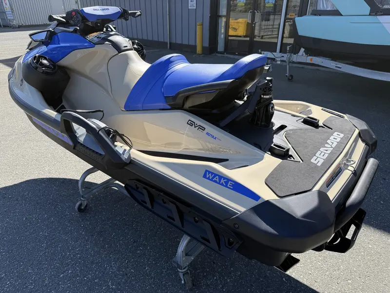 2026 Sea-Doo WAKE 170 (Sound system) thumbnail 5