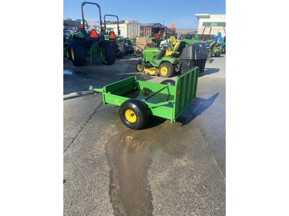 John Deere 22b 2023 alt