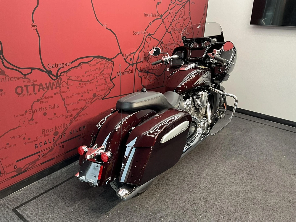 Indian Motorcycle Challenger Limited 2026 alt
