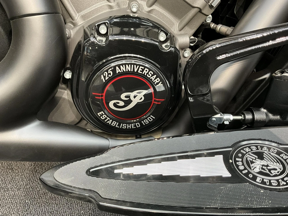 Indian Motorcycle Challenger 125e Anniversaire Elite 2026 alt