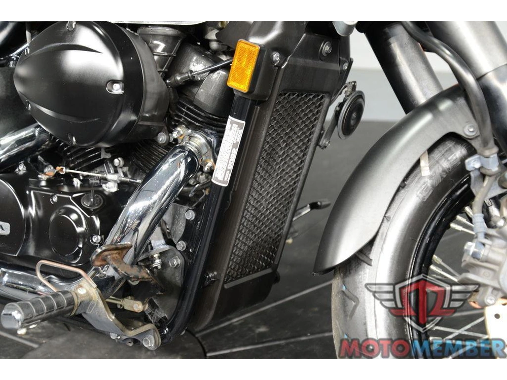 2022 Honda Shadow Phantom alt