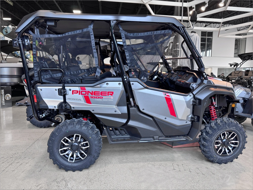 2025 Honda Sxs10m5ss alt