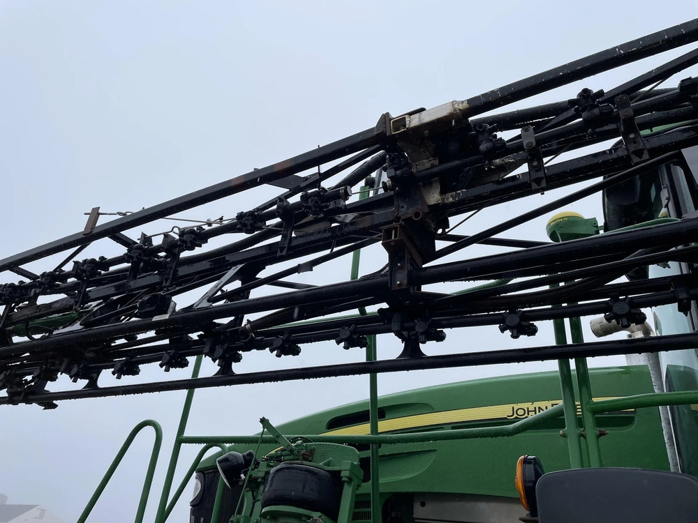 2013 John Deere 4830 alt