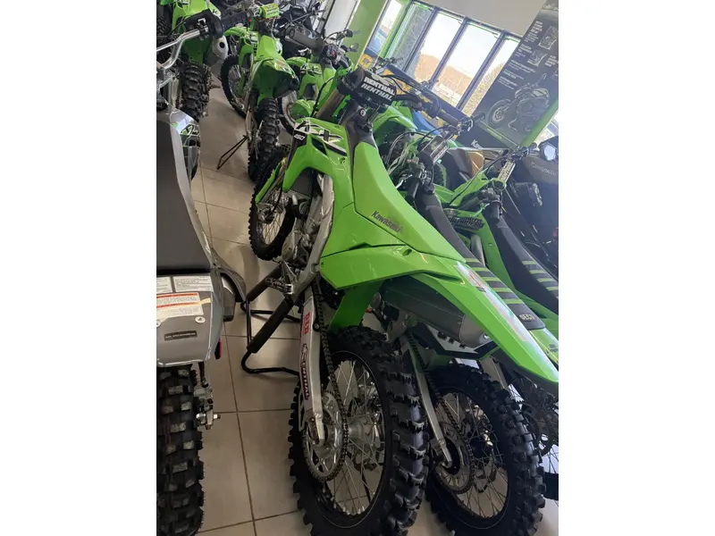 2024 Kawasaki KX450 thumbnail 3