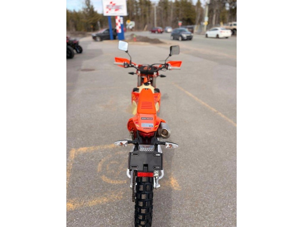 Ktm 500 Exc-f Six Days 2025 alt
