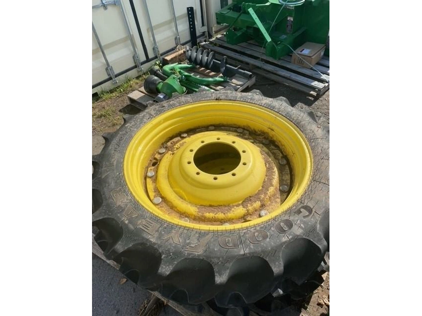 Goodyear 320/85r38 None alt