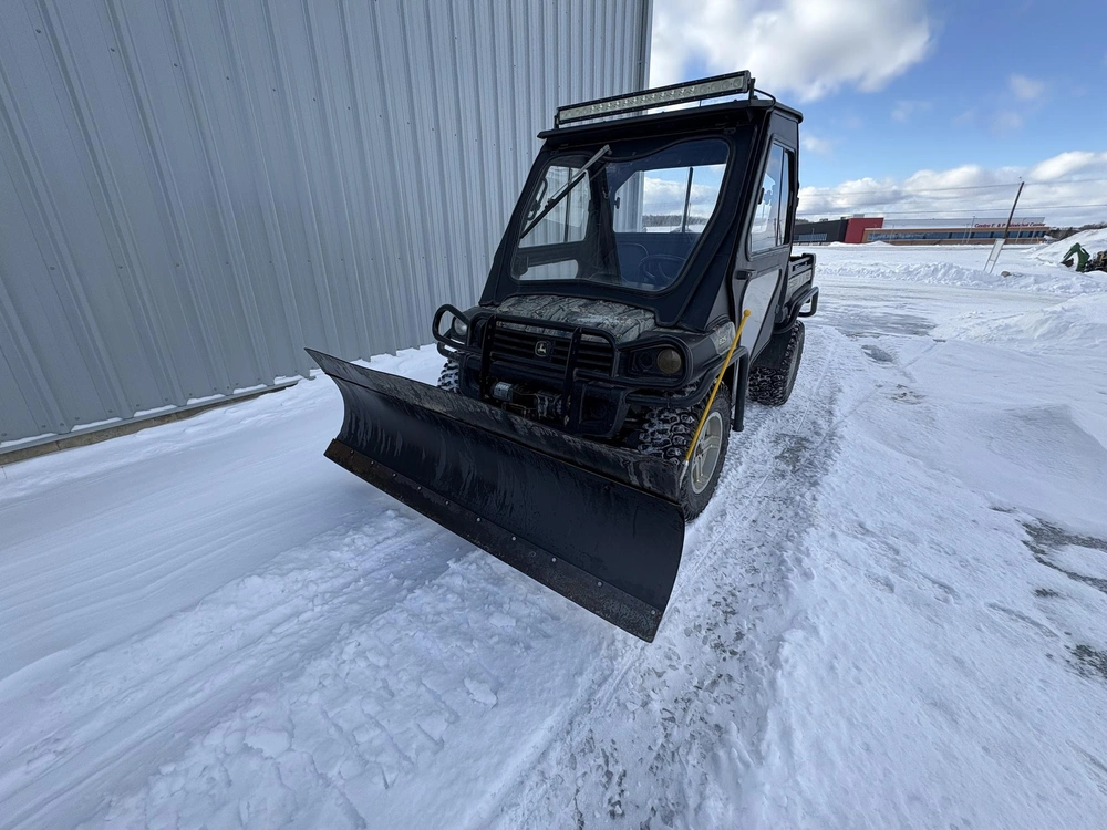 2012 John Deere Xuv 825i Camo alt