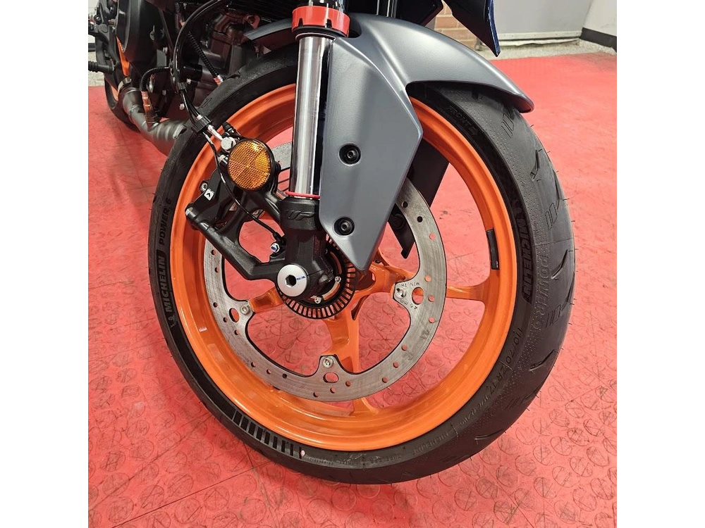 2025 Ktm Duke 390 alt
