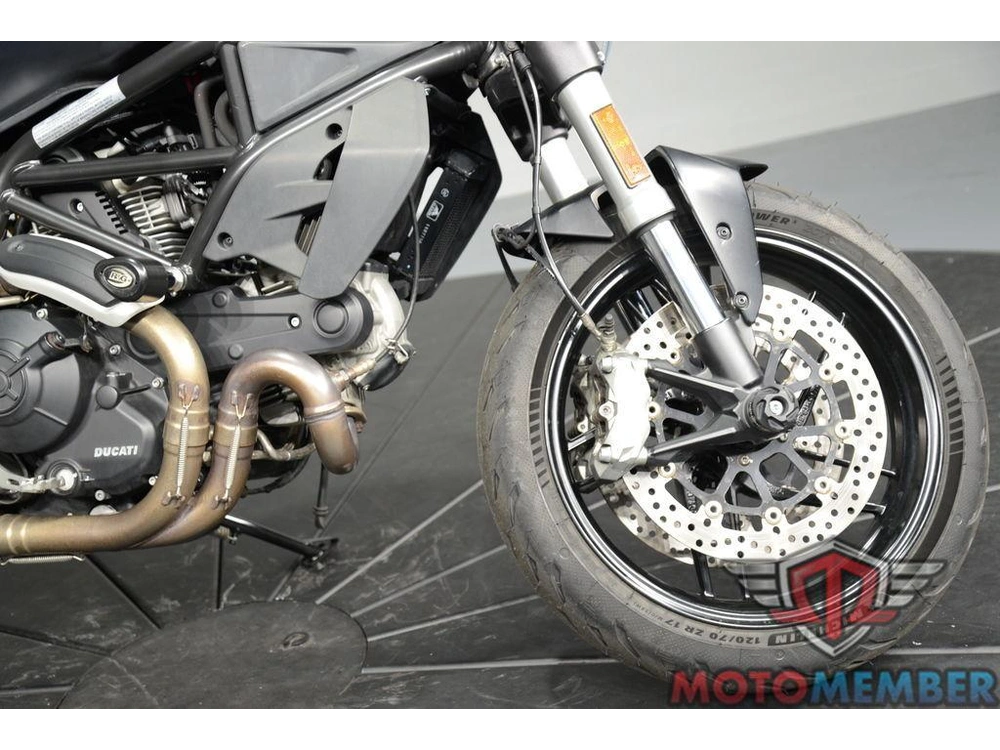 2018 Ducati Monster 797 Plus Dark Stealth alt