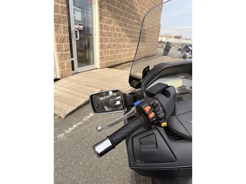 Suzuki BURGMAN 650 BURGMAN 650 EXECUTIVE 2006