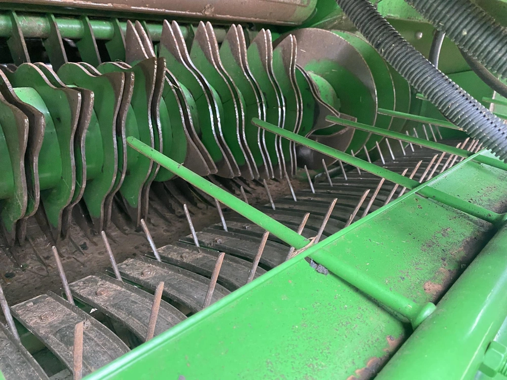 2015 John Deere 990 alt