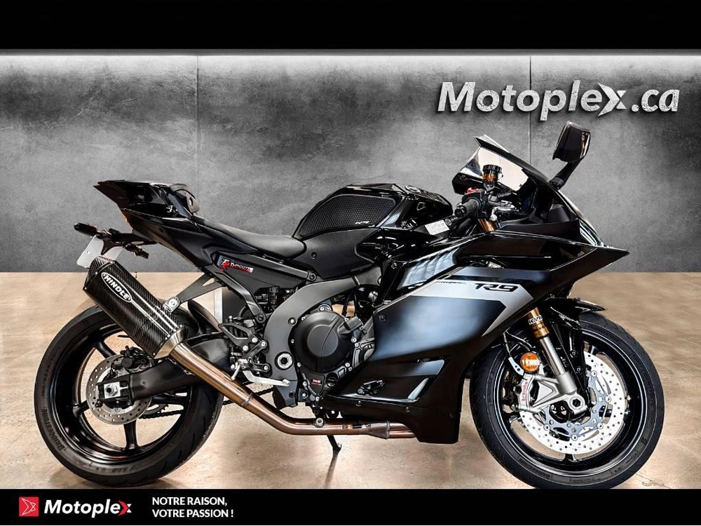 Yamaha R9 Full Options 2025 alt