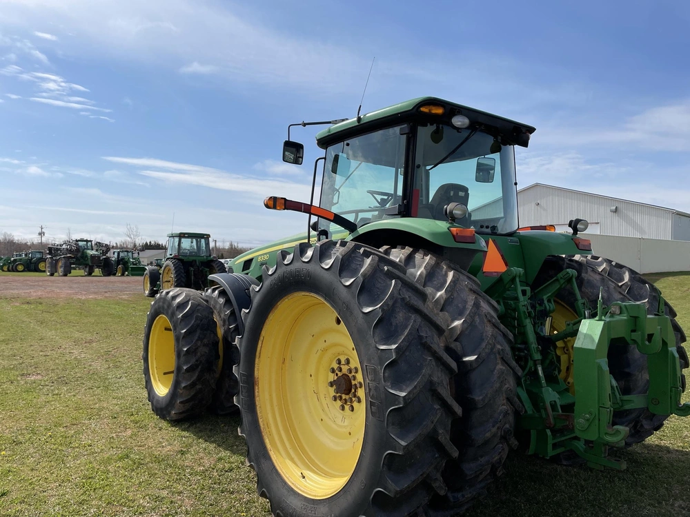 2008 John Deere 8330 alt