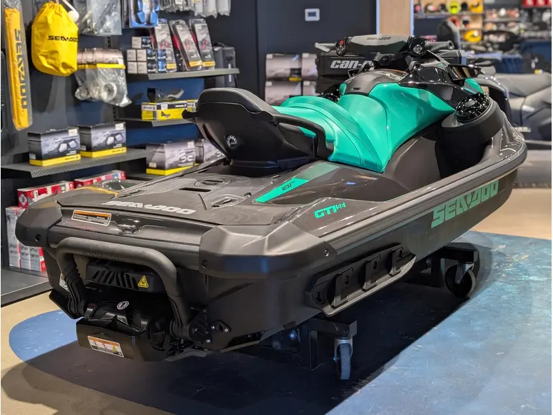 2026 Sea-Doo GTI 170 SE with Sound System - Eclipse Black and Laguna Green thumbnail 6