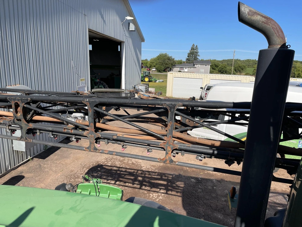 2011 John Deere 4730 alt