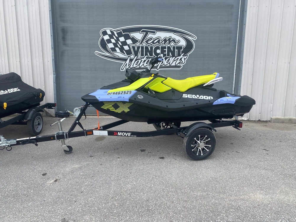 2024 Sea-doo/brp Spark Trixx 3-up With Audio alt
