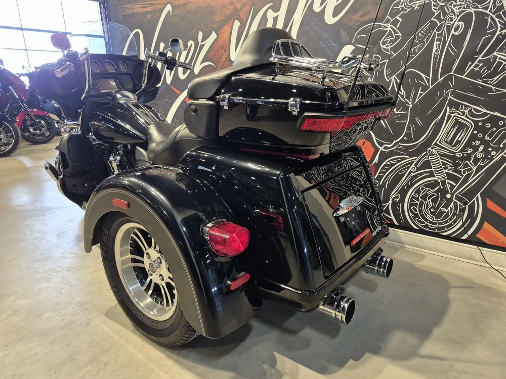 Harley-davidson Tri Glide Ultra Flhtcutg 2017 alt