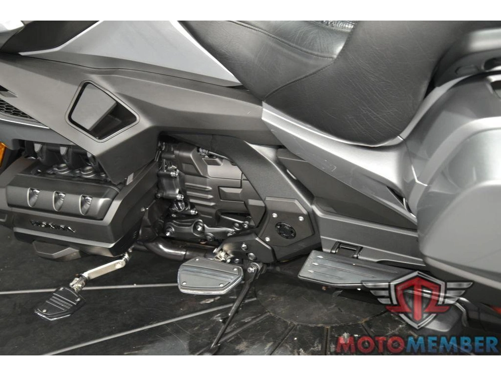 2025 Honda Gold Wing Tour Automatic Dct alt