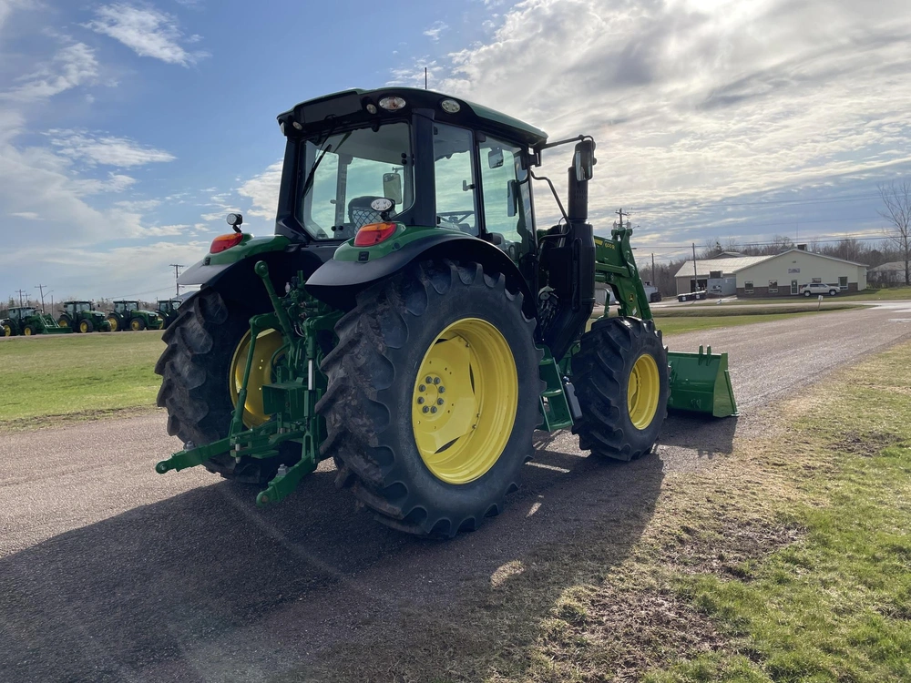 2024 John Deere 6120m alt