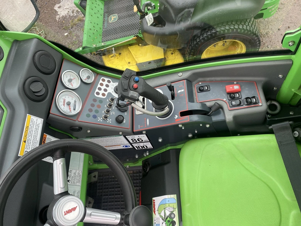 Avant M528 2023 alt
