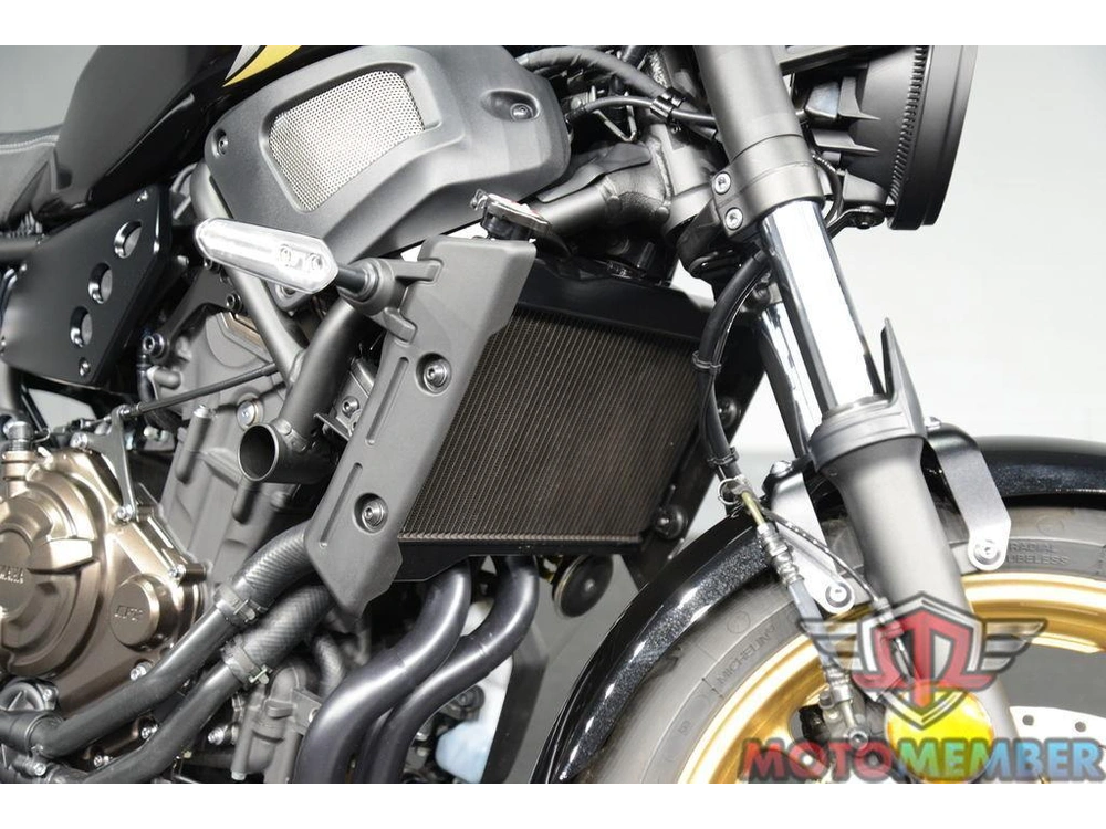 2025 Yamaha Xsr700 alt