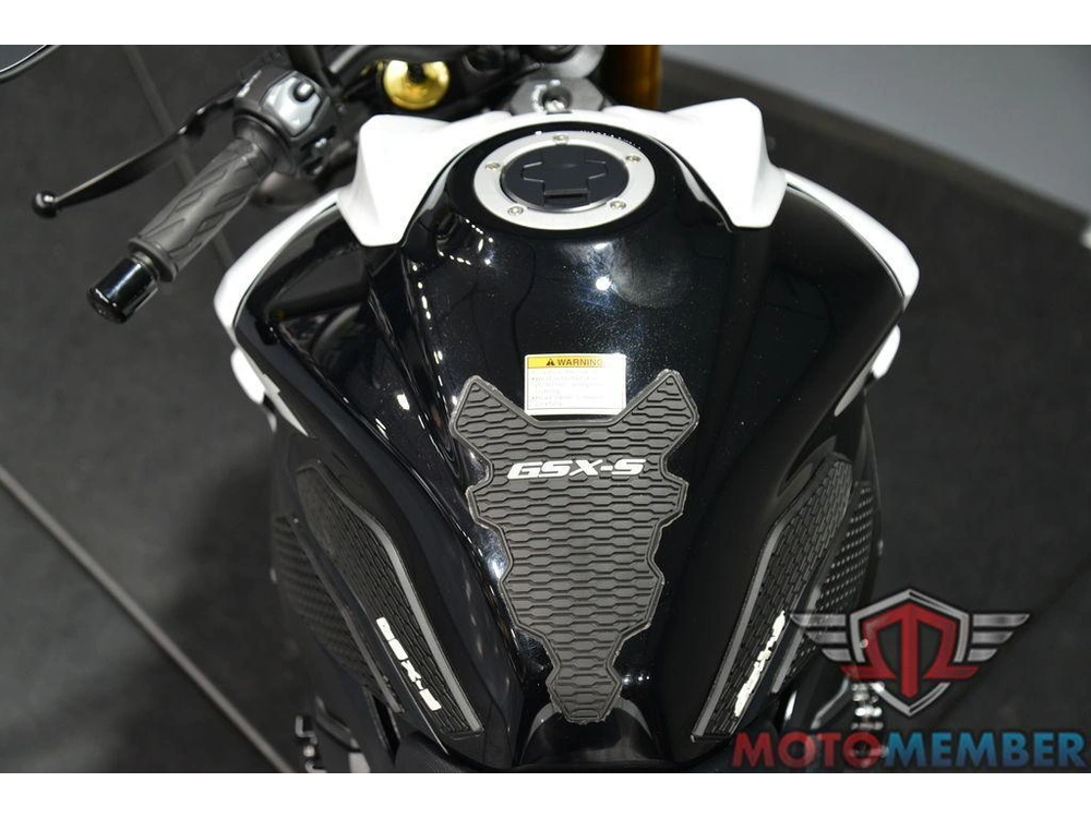 2023 Suzuki Gsx-s750z alt
