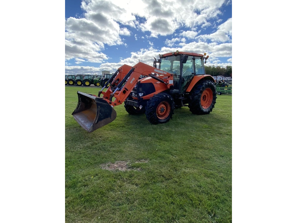 Kubota M110 2010