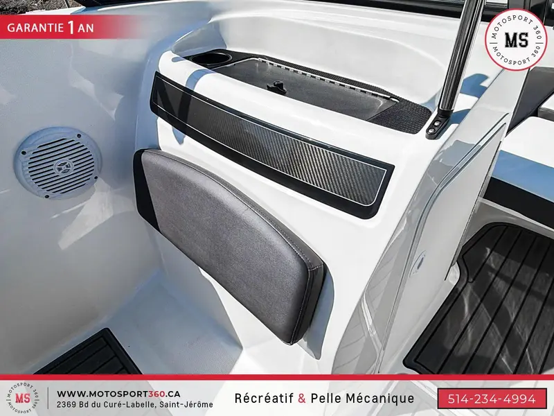 BAYLINER VR5 OPEN DECK 20.5 PIED 250 HP TOUR WAKE + SIMRAD ! 2021