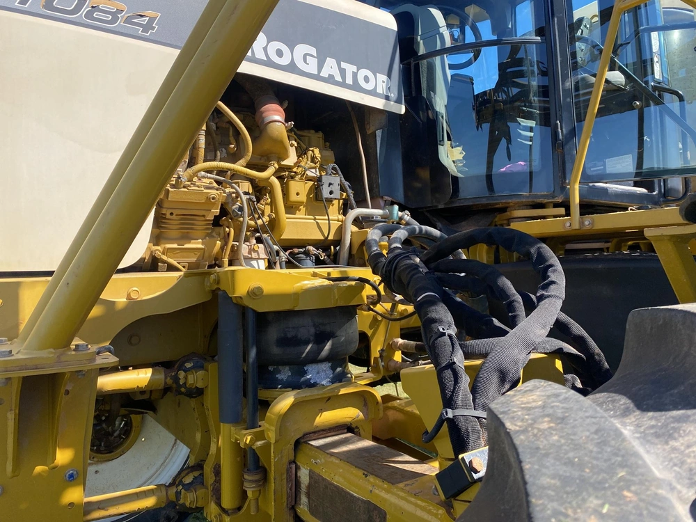 Rogator 1084 2009 alt