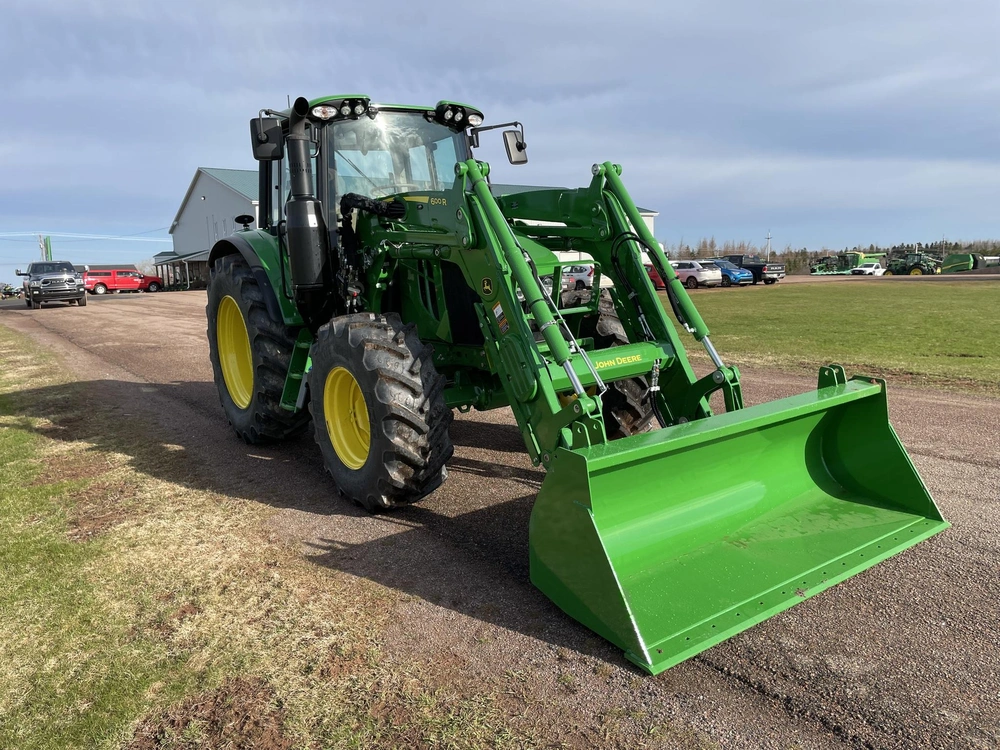 2024 John Deere 6120m alt