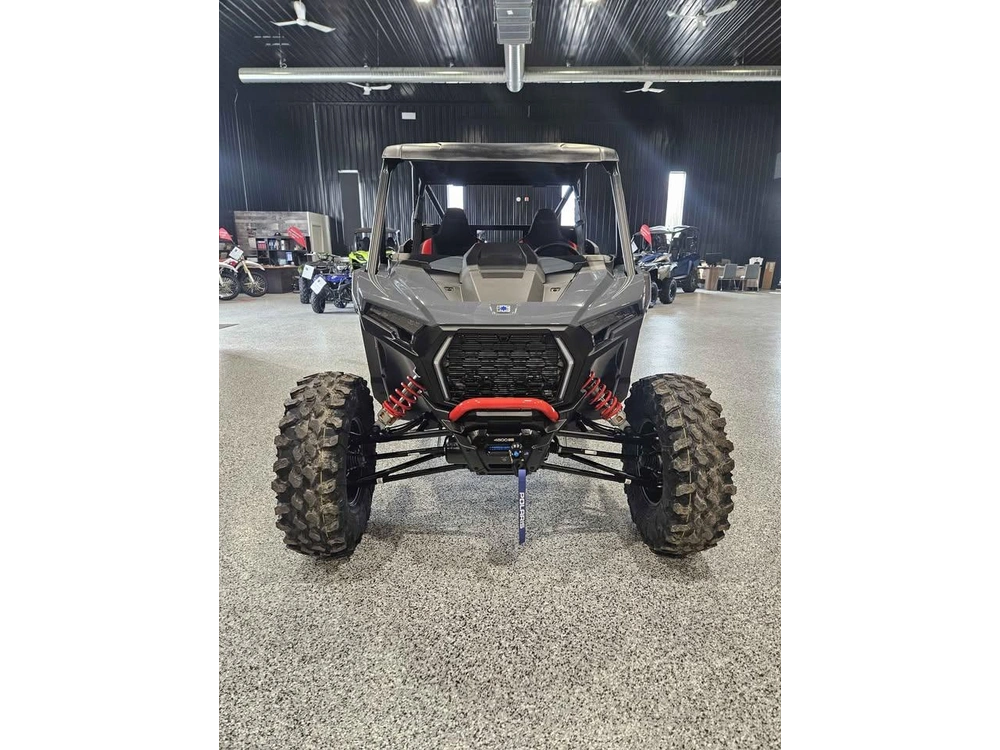 Polaris Rzr Xp 1000 Ultimate 2026 alt