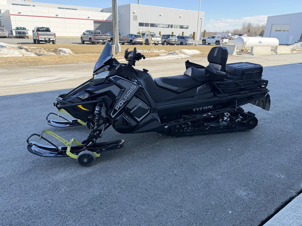 Polaris Titan Adventure 800 155 Es 2023 alt