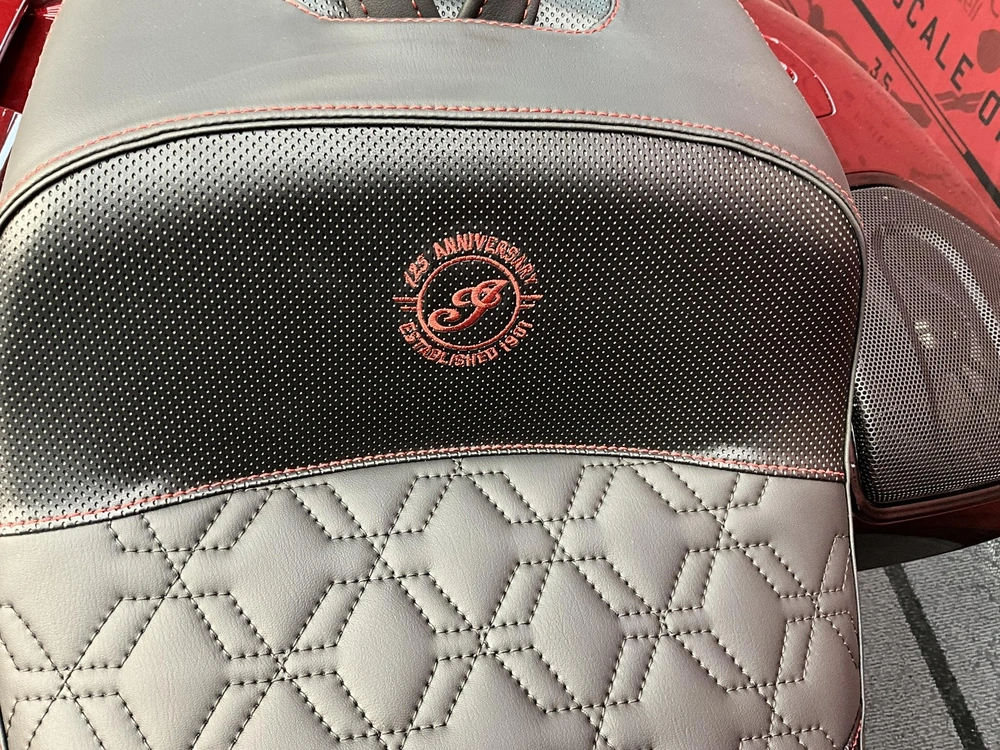 Indian Motorcycle Challenger 125e Anniversaire Elite 2026 alt