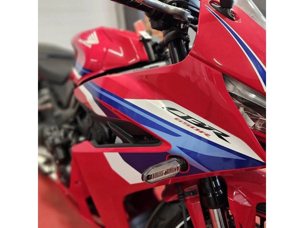 2025 Honda Cbr650r alt