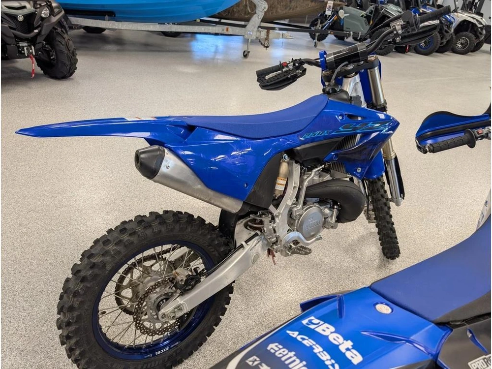 2024 Yamaha Yz250x alt