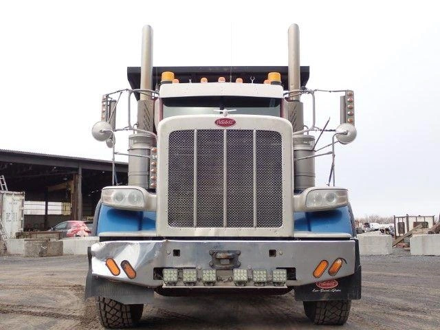 Peterbilt 367 2015