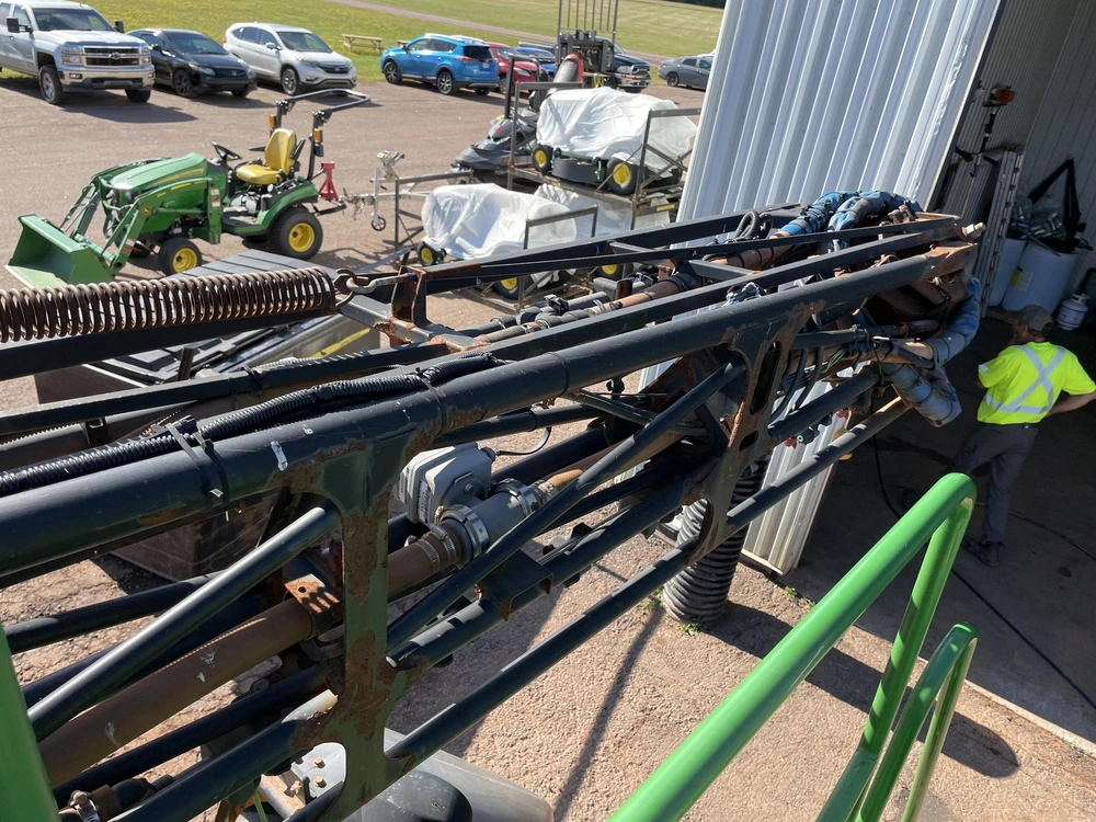 2011 John Deere 4730 alt