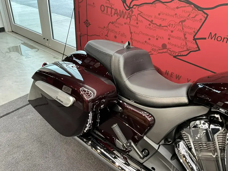 2026 Indian Motorcycle Challenger Limited thumbnail 7