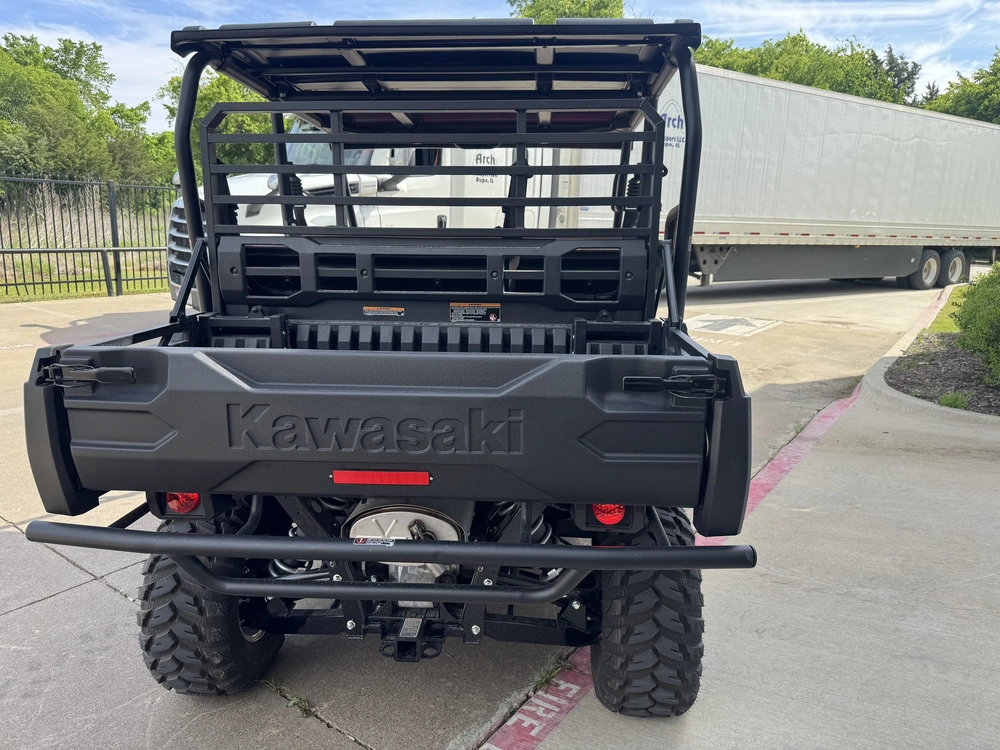 2026 Kawasaki Mule™ Pro-fxt™ 1000 Platinum Ranch Edition Platinum Ranch Edition alt