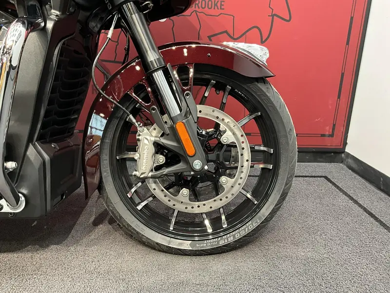 2026 Indian Motorcycle Challenger Limited thumbnail 6