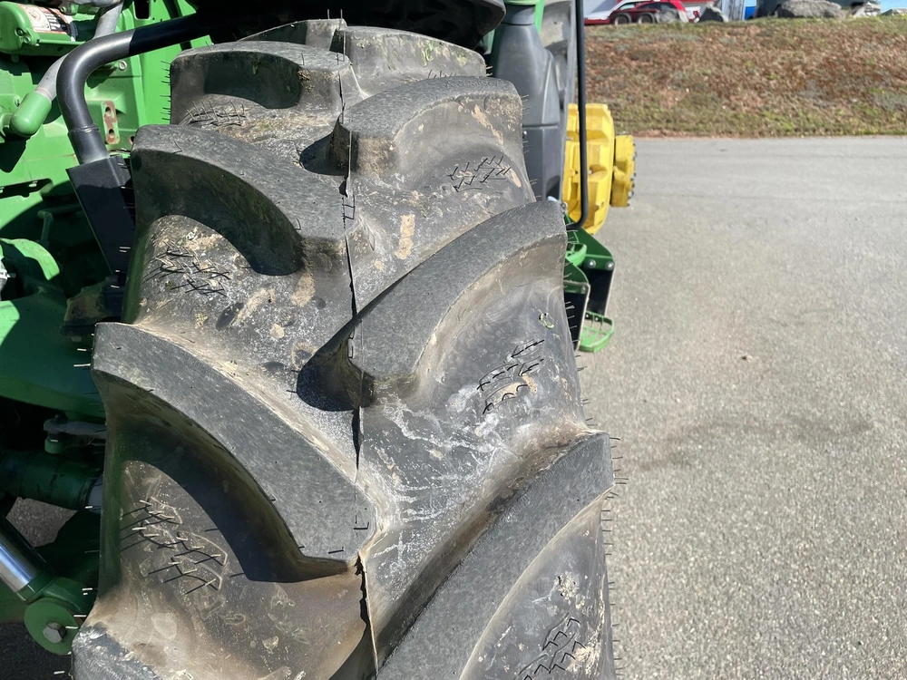 2014 John Deere 8320r alt