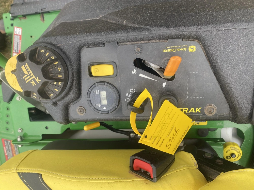2019 John Deere Z740r alt