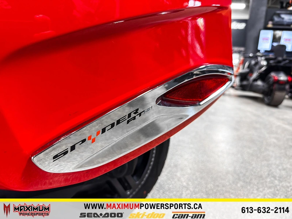 2013 Can-am Spyder Rt-s alt