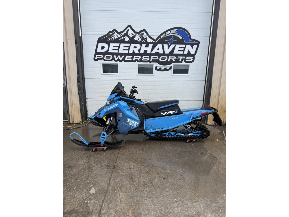 2024 Polaris 650 Indy Vr1 137 alt