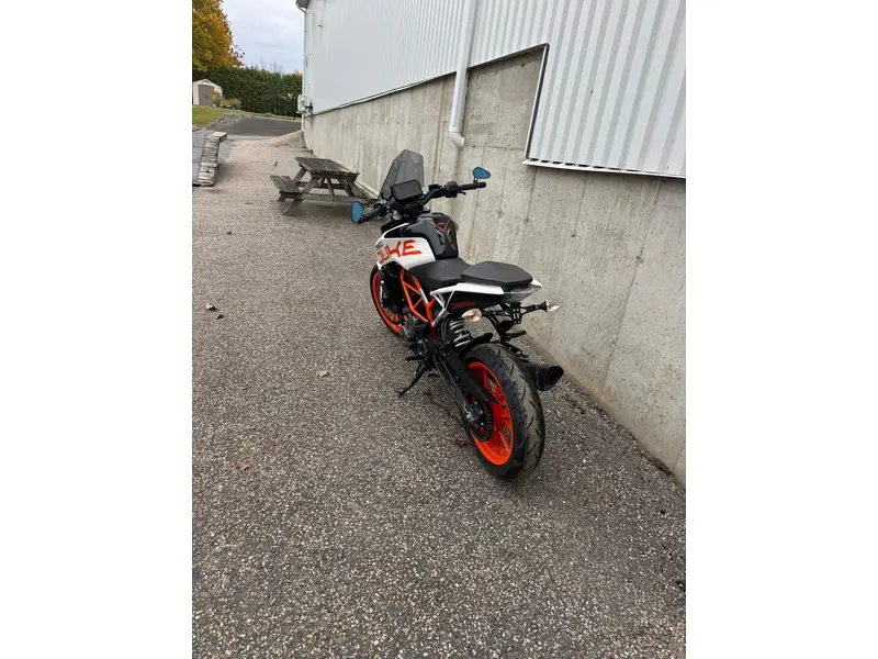 KTM DUKE 390 2018
