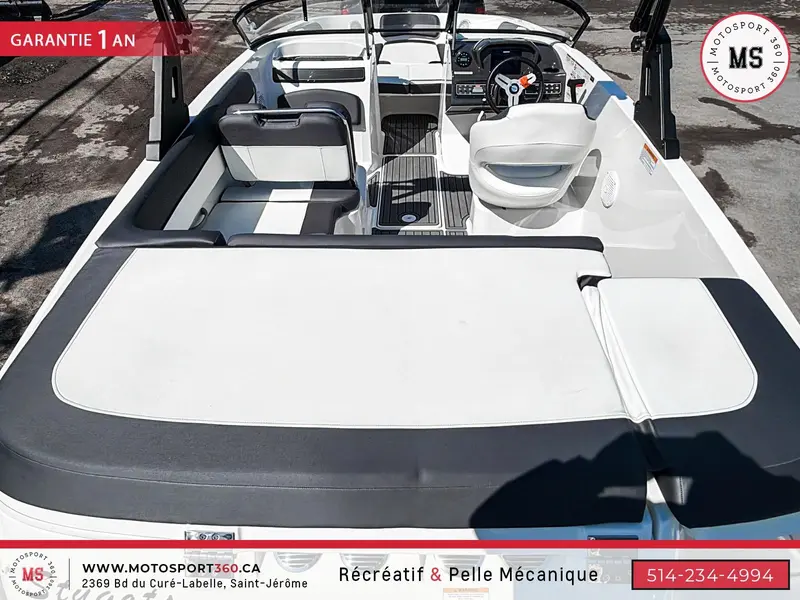 BAYLINER VR5 OPEN DECK 20.5 PIED 250 HP TOUR WAKE + SIMRAD ! 2021