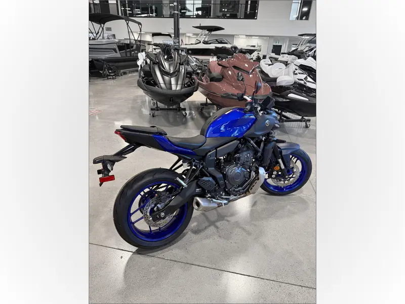 2026 Yamaha MT-07 thumbnail 5