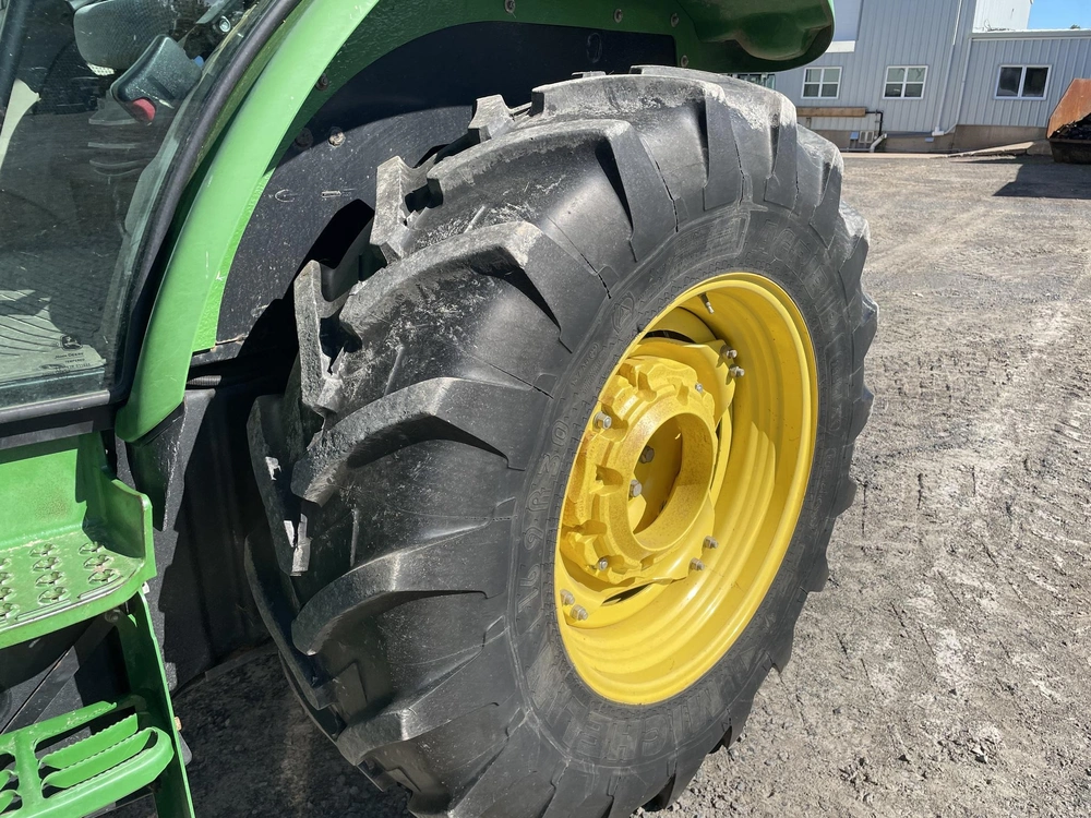 2019 John Deere 5115r alt